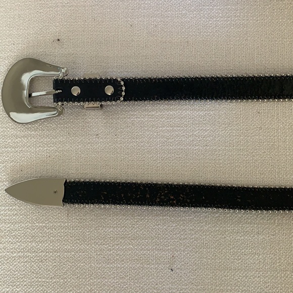 B-low the belt Barcelona - Picture 5 of 5